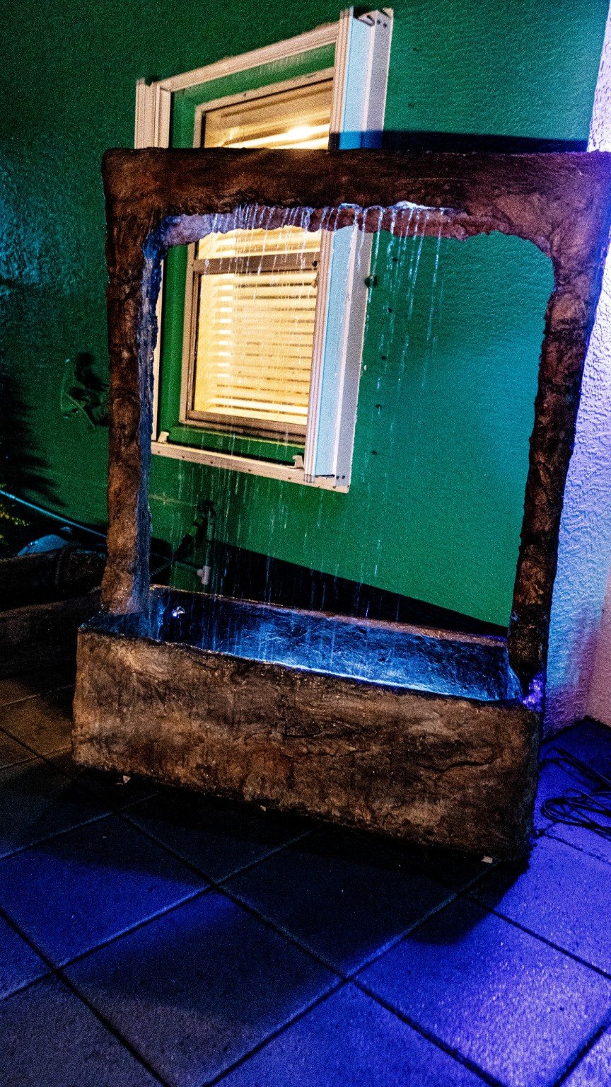 Gilbert artwork photograph 18